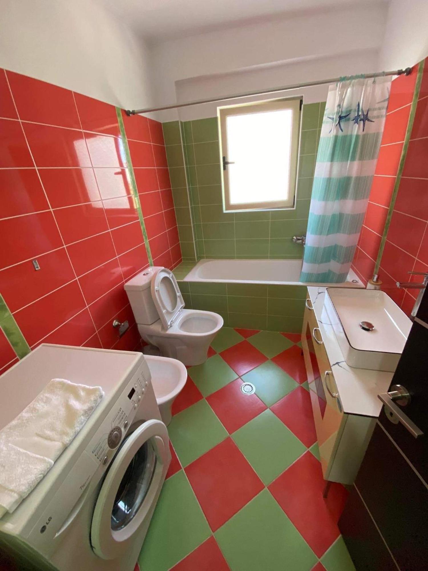 Apartment In Saranda Exterior foto