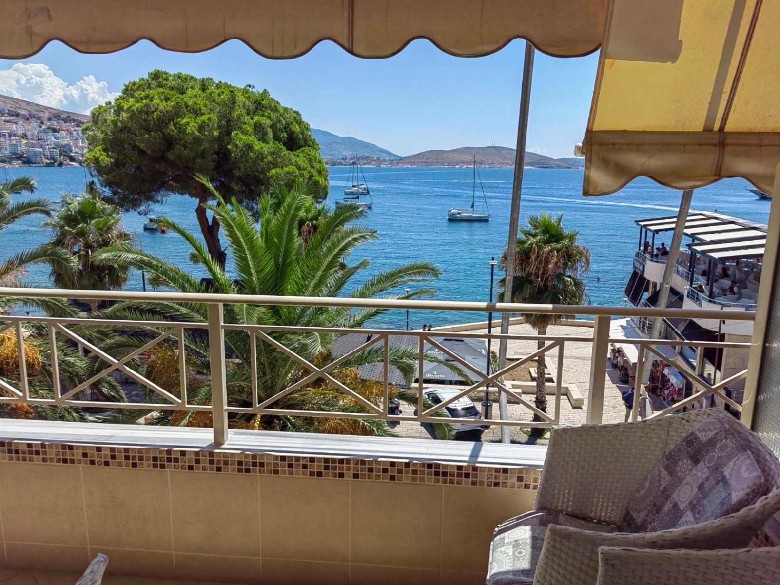 Apartment In Saranda Exterior foto
