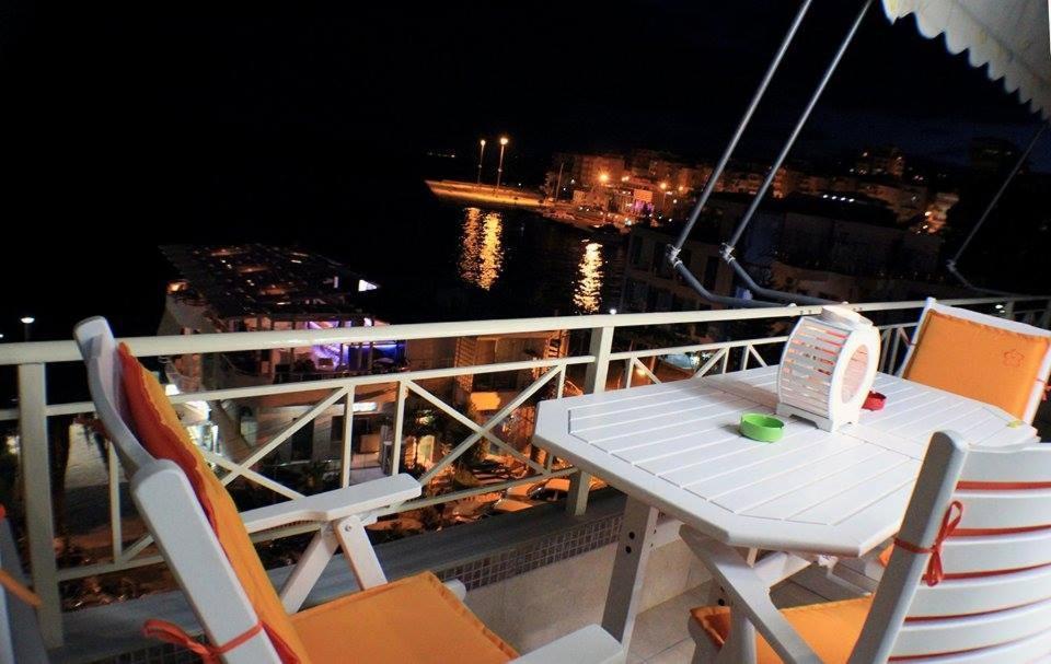 Apartment In Saranda Exterior foto